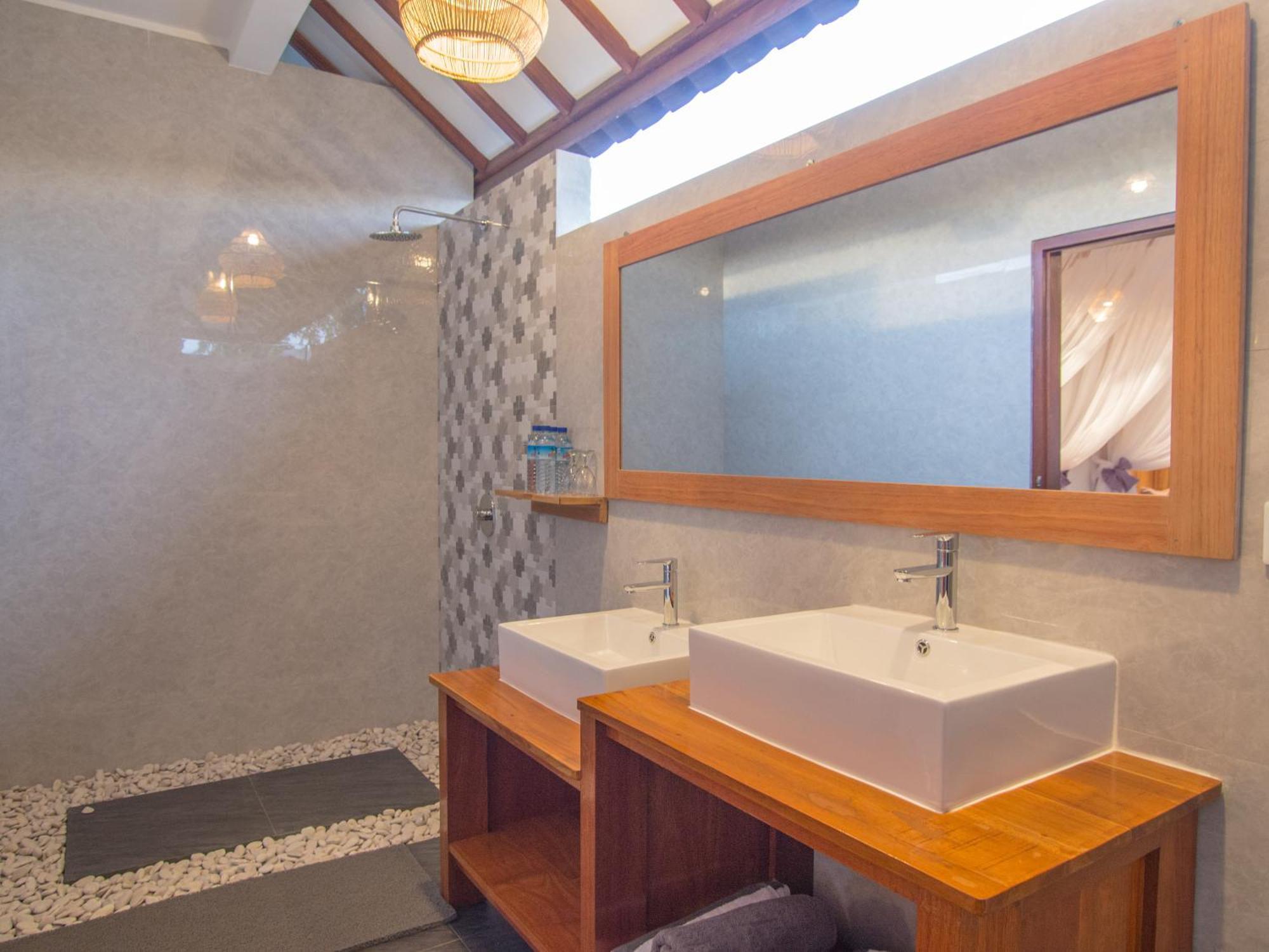 Coco Breeze Spa Hotel Gili Air Zewnętrze zdjęcie